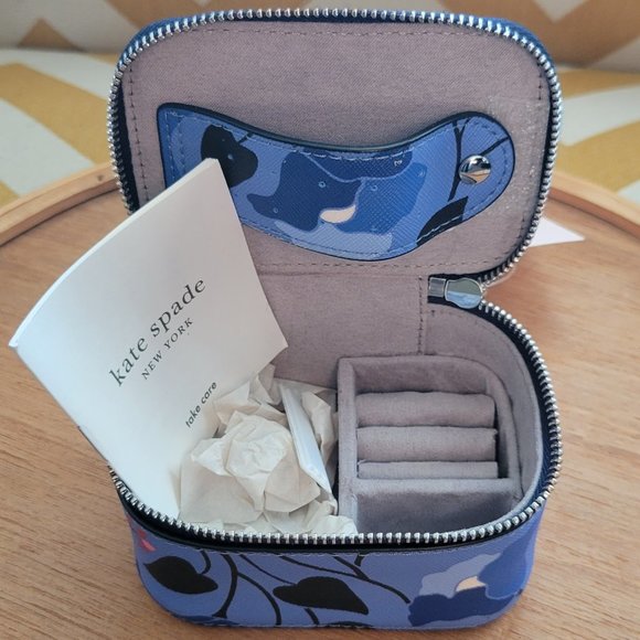 Kate Spade Staci Nouveau Bloom Jewelry Holder - Picture 8 of 9